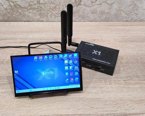 Экран с тачем, GPIO, PoE, NFC и многое другое: обзор мини