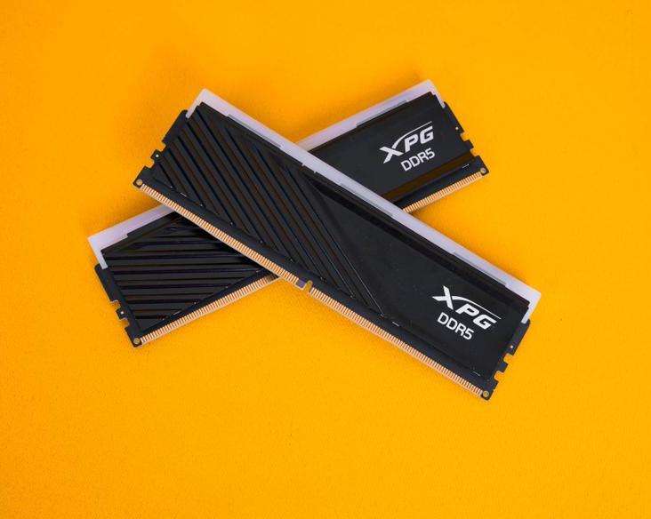 Обзор комплекта оперативной памяти DDR5 — ADATA XPG Lancer Blade RGB, объёмом 2x16 ГБ.