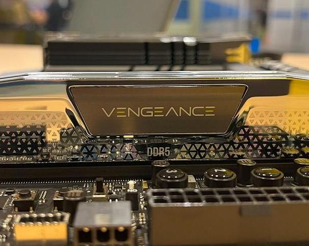 Corsair выводит на рынок оперативную память Vengeance CUDIMM DDR5 с рекордной частотой 10000 MT