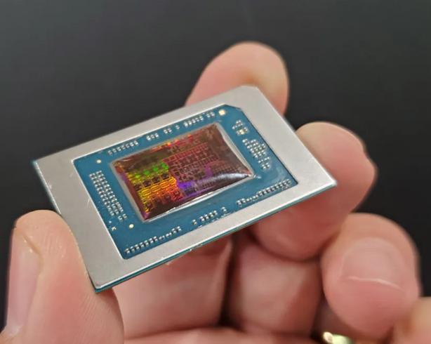 AMD продала чипы искусственного интеллекта на сумму 1 миллиард долларов, продажи процессоров выросли, но игровое подразделение дает осечки